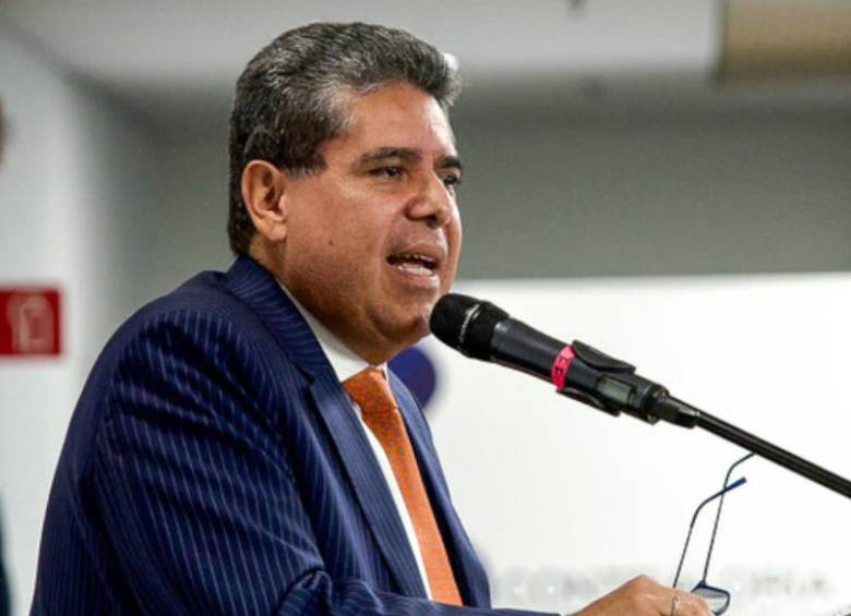 Carlos Hernán Rodríguez anunció que se hará una auditoría a varias cámaras de comercio del país. Foto: Colprensa 