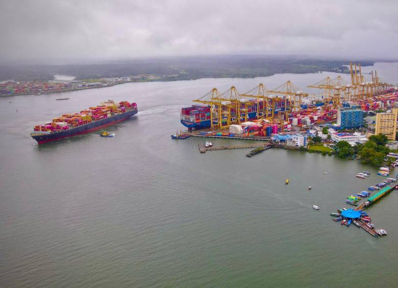 Nuevo cobro en Buenaventura de $4.235 por tonelada desata rechazo. Gremios y advierten alza en costos y precios. FOTO: MinTransporte.