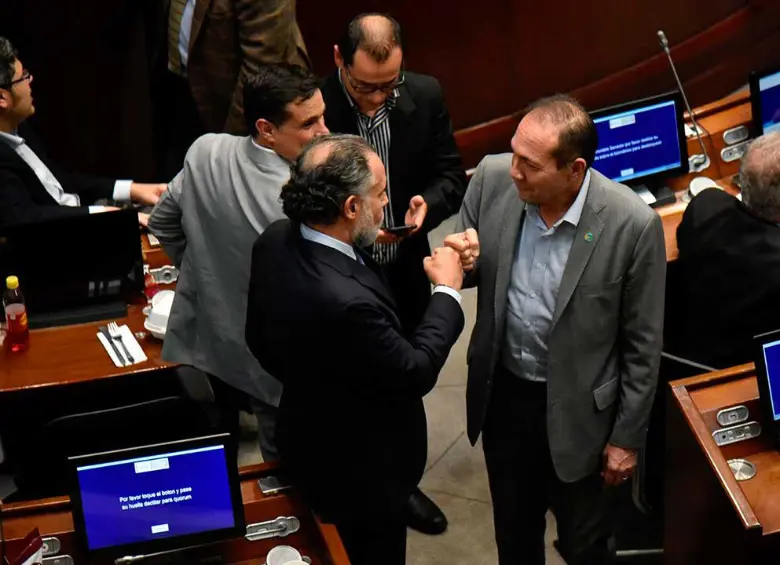 Reforma laboral pasa a conciliación de Senado y Cámara para ser ley. Foto: Senado