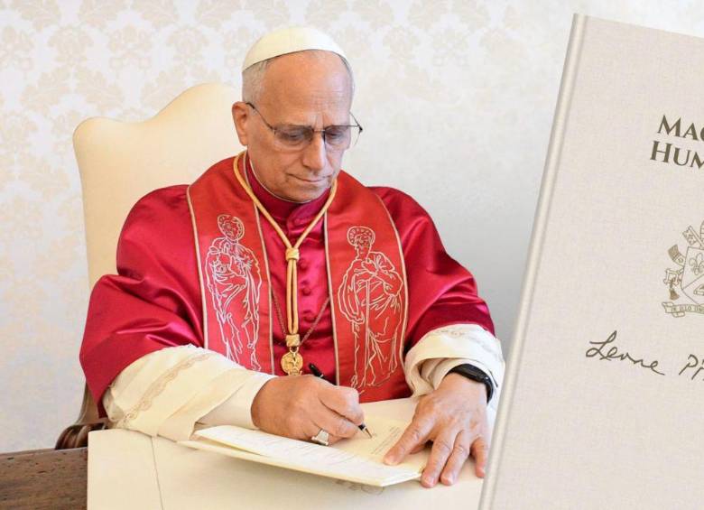 El papa León afirmó que la publicación de su primera encíclica será el 25 de mayo. FOTO: Vatican News.