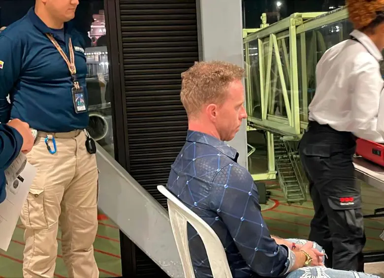 Ruso que escandalizó por dos años a vecinos de El Poblado fue expulsado de Colombia