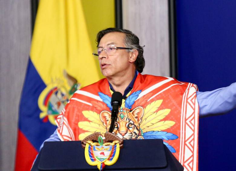 El expresidente está salpicado por divulgar la historia clínica del menor. Foto: Colprensa.