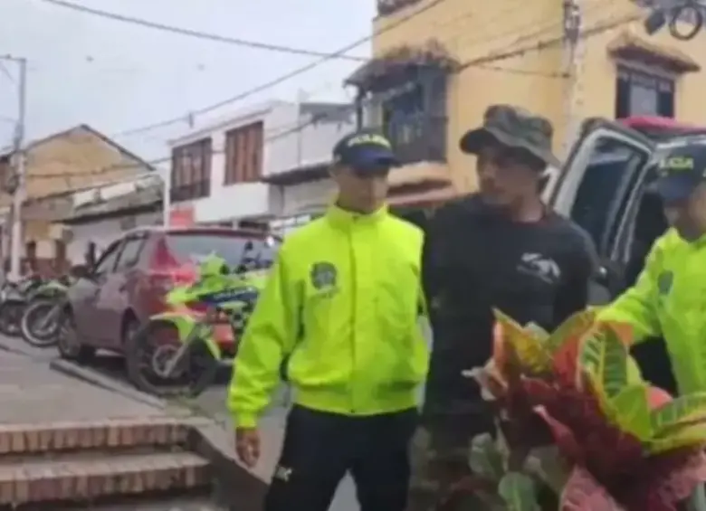 Esta fotografía fue tomada en diciembre de 2022 cuando Díaz fue capturado por primera vez. FOTO: Policía Nacional