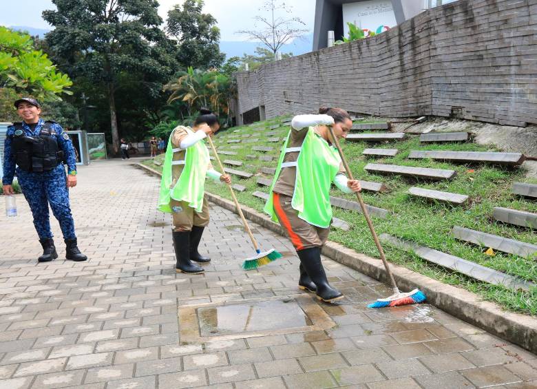 En la jornada participaron 21 personas. Ocho mujeres y 13 hombres. FOTO: Cortesia Alcaldía de Medellín