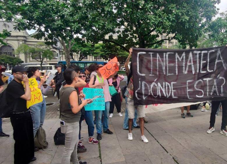 El sector audiovisual y cinematográfico de Medellín protestó contra la Secretaría de Cultura