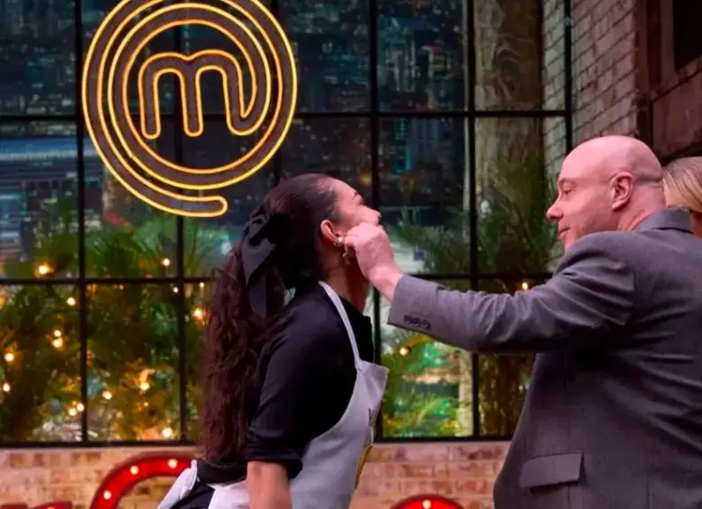 Los seguidores de MasterChef Celebrity 2025 reaccionan ante los rumores sobre los posibles finalistas del reality. La locutora Valentina Taguado está entre ellos. FOTO cortesía Canal RCN