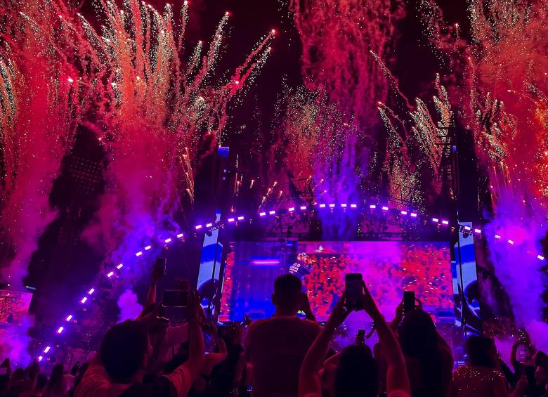 Detrás del fenómeno del sold out hay una estrategia que combina marketing digital, tecnología, análisis de datos y experiencias para el público, convirtiendo conciertos, festivales y carnavales en motores económicos. Foto: Camilo Suárez