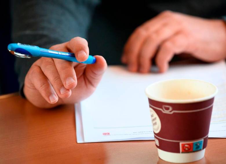 Persona aplicando a un proceso de selección para acceder a un trabajo. FOTO: GETTY