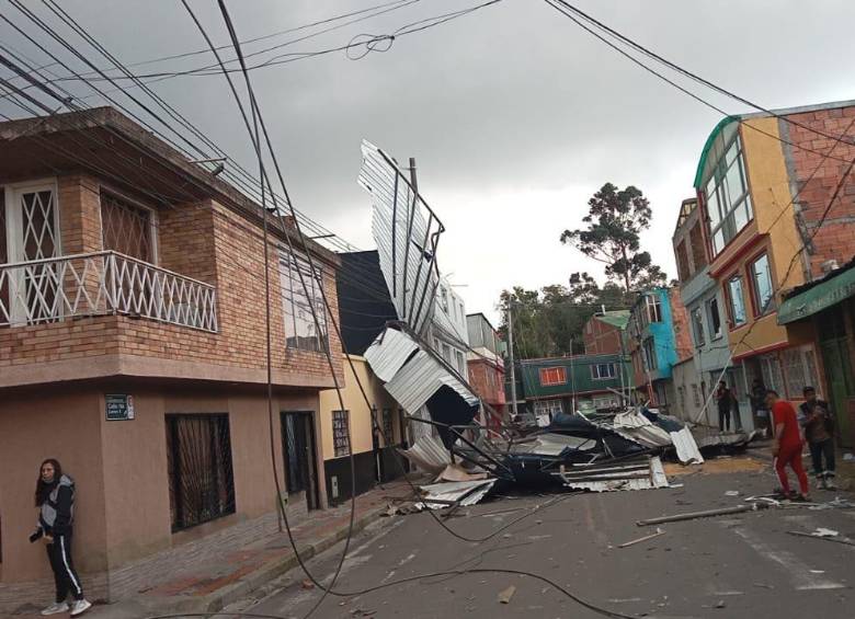 Más de 30 municipios de Cundinamarca reportaron emergencias por lluvias, inundaciones y vendavales. FOTO: Tomada de X: @JorgeEmilioRey 