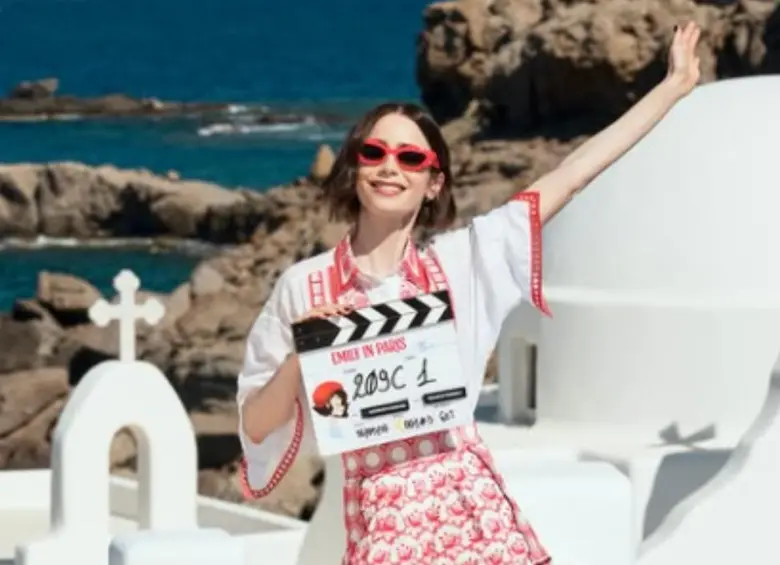 Lily Collins anunció el cierre de la serie mediante un video en redes sociales. FOTO: Instagram: @lilyjcollins