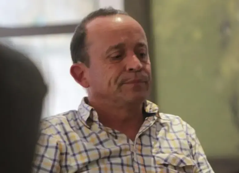 <b>Santiago Uribe Vélez, hermano del expresidente Álvaro Uribe, perdió la tutela con la que buscaba controvertir el rechazo de un nuevo recurso de casación contra su condena de 28 años por el caso de los ‘12 Apóstoles’. Foto: Colprensa</b>
