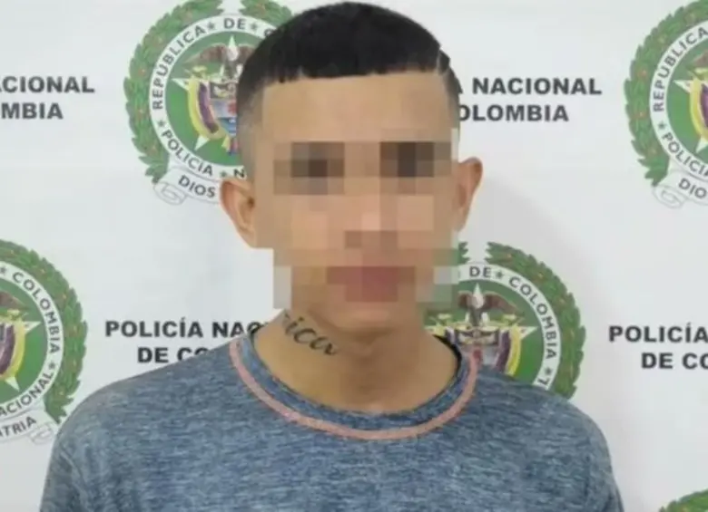 Alias ‘Julito’ también es procesado por el feminicidio de su exnovia, un caso que hace parte de los delitos que se le atribuyen. Foto: Policia Nacional