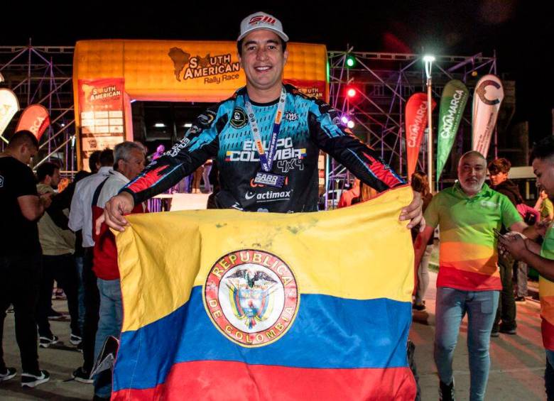 Nicolás Robledo ganó medalla de plata en campeonato Latinoamericano de Rally Race. FOTO CORTESÍA