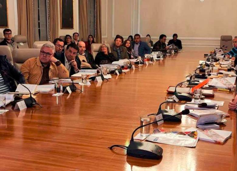 En la primera sesión de Conpes Ampliado, Petro y el gabinete de ministros definieron las bases para el primer borrador del Plan Nacional de Desarrollo. FOTO: Cortesía. 