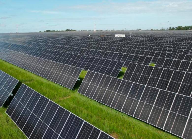 La Nación estrena otras dos nuevas plantas solares en el Meta