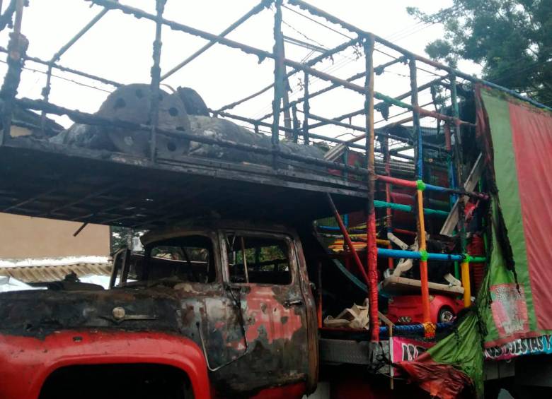 Así quedó el carro de la familia Eusse. Foto: Cortesía. 