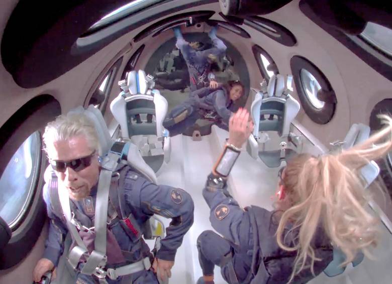Richard Branson se convierte en el primer magnate en saltar al espacio. Foto: EFE