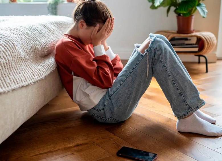 ¿Por qué se produce el ciberacoso y el acoso físico?