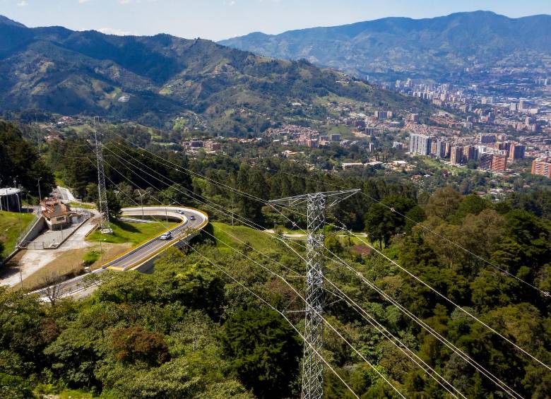 En diciembre el 80,01 % de la generación de energía fue producto de recursos renovables señaló XM. Foto Esteban Vanegas