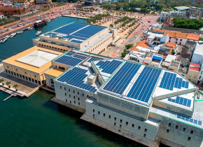 Techo solar de Celsia en el Centro de Convenciones de Cartagena. FOTOS: cortesía