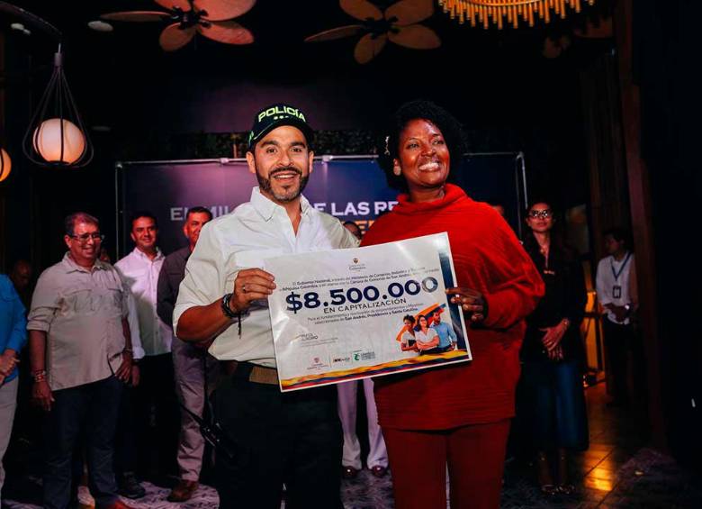 Gobierno anunció $2.300 millones en apoyos para más de 270 emprendedores y mipymes del archipiélago de San Andrés, Providencia y Santa Catalina. FOTO: CORTESÍA PRESIDENCIA