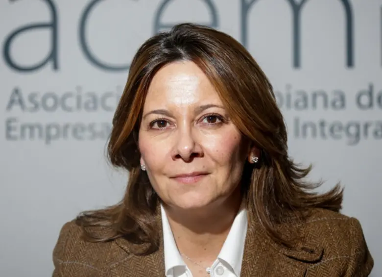 Vesga confirmó que es necesaria una intervención inmediata y que eso supone inyectar recursos para pagar medicamentos y aliviar la red de salud. Foto: Colprensa. 