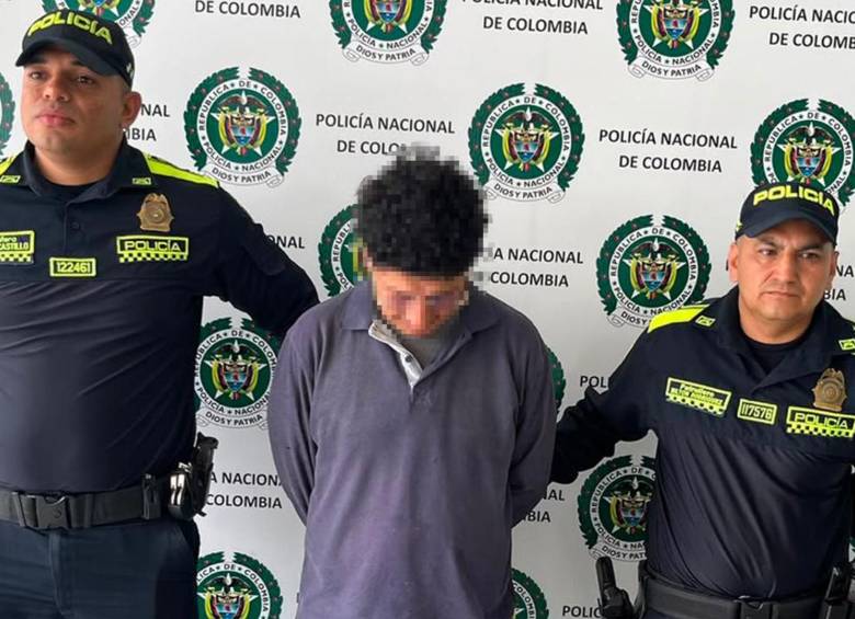 Para dar con su paradero, los investigadores adelantaron entrevistas, análisis de registros fotográficos y videográficos, así como verificaciones de líneas telefónicas. FOTO Policía Metropolitana. 
