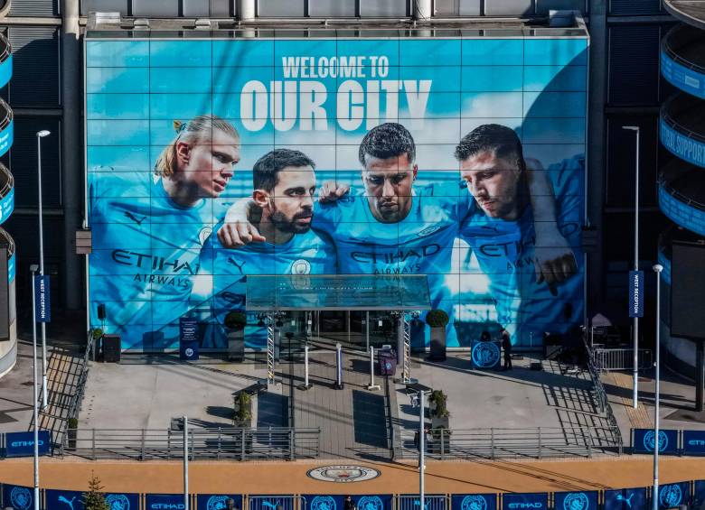 Manchester City podría perder sus títulos e incluso descender en los posibles castigos. FOTO GETTY 