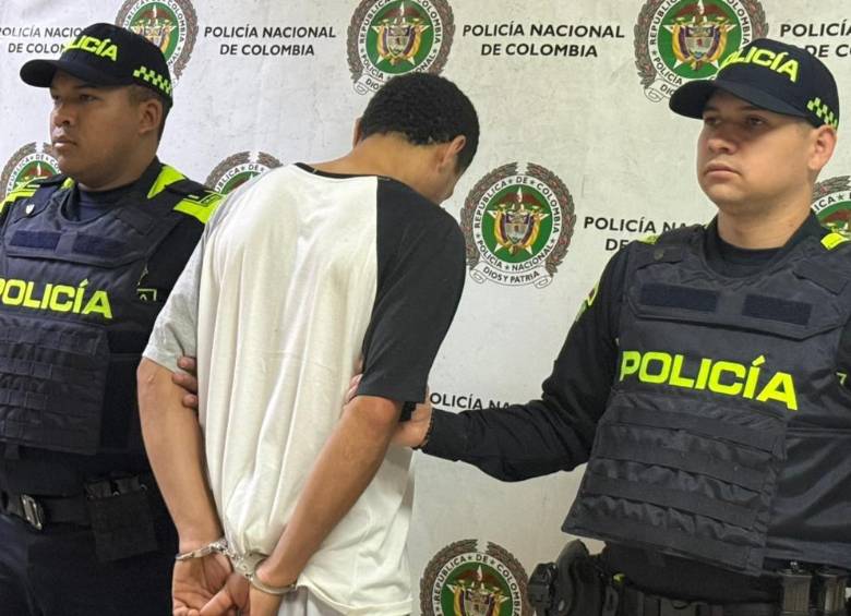 El hombre implicado, identificado como Luis Carlos Ospina, habría agredido a su pareja sentimental con un agente químico. FOTO: Cortesía Policía Metropolitana del Valle de Aburrá