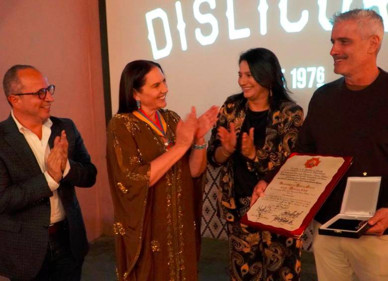 En la foto: Juan Espinal, Luz María González de Bedout, Paola Olguín y Juan Martín González de Bedout. CORTESÍA DISLICORES. 