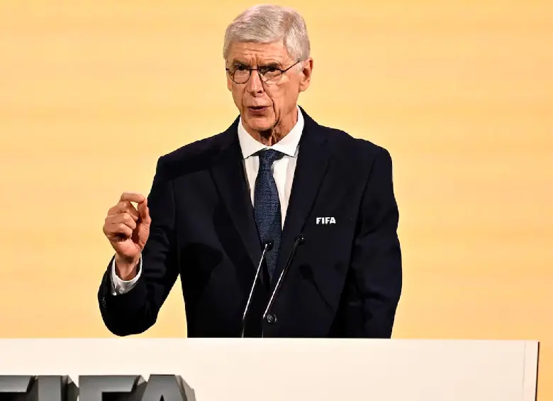 Arsène Wenger, director de Desarrollo del Fútbol de la FIFA, calificó como “absolutamente necesaria” la decisión de retirar el proyecto que buscaba abrir el Mundial a inversores privados. FOTO AFP