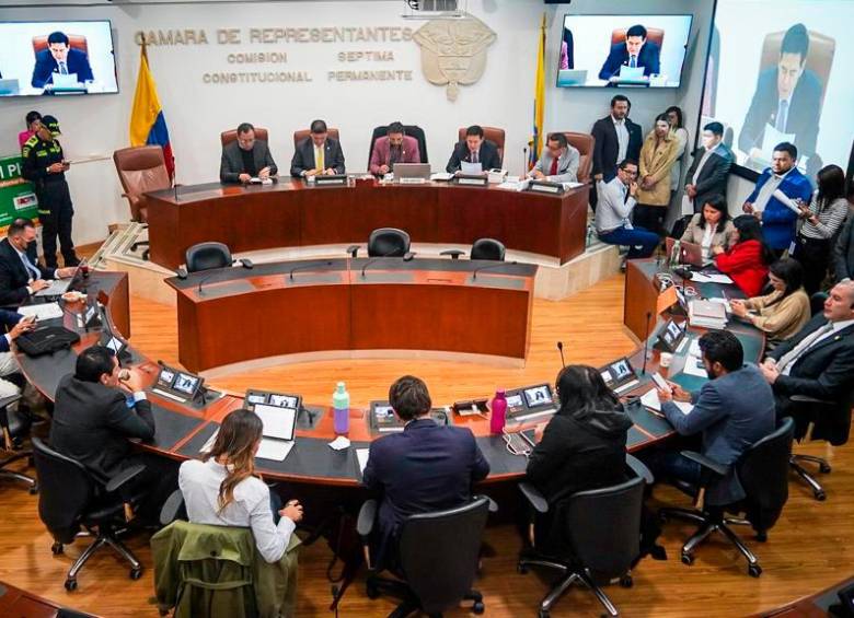En las manos de los 21 integrantes de la Comisión Séptima de la Cámara de Representantes está el futuro de la polémica reforma a la salud del gobierno del presidente Gustavo Petro. FOTO CORTESÍA