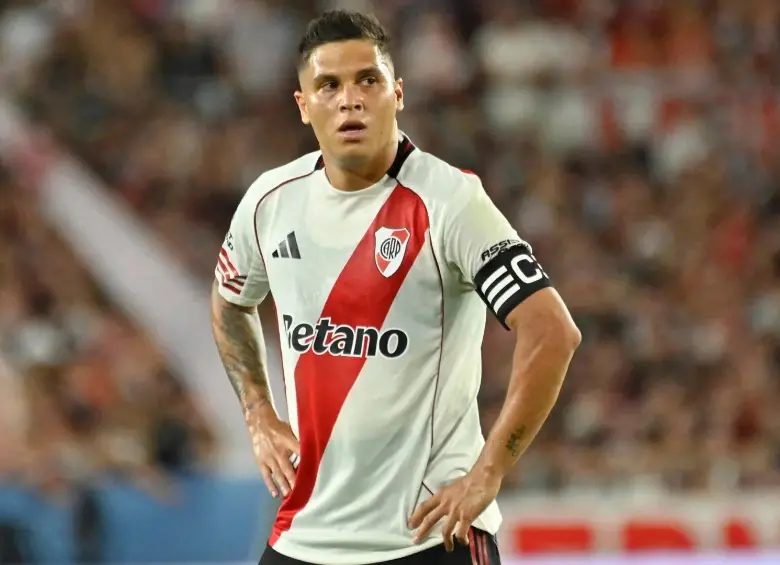 Juan Fernando Quintero suma su segundo periodo con River, luego de arribar en 2025. FOTO AFP