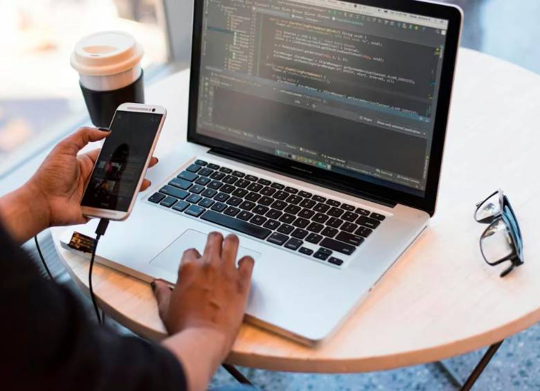 ntre las vacantes destacadas están cargos administrativos con medio tiempo, ideales para madres, jóvenes y migrantes. FOTO: SHUTTERSTOCK