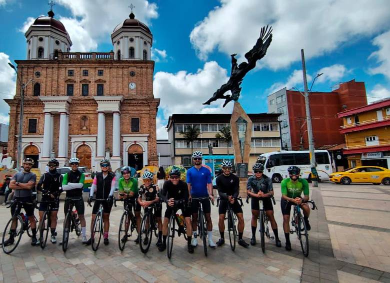 El Club CNMC lleva más de diez años de trayectoria deportiva y ahora se atreverán a cruzar fronteras y conquistar Los Andes. FOTO Cortesía cnmc. 