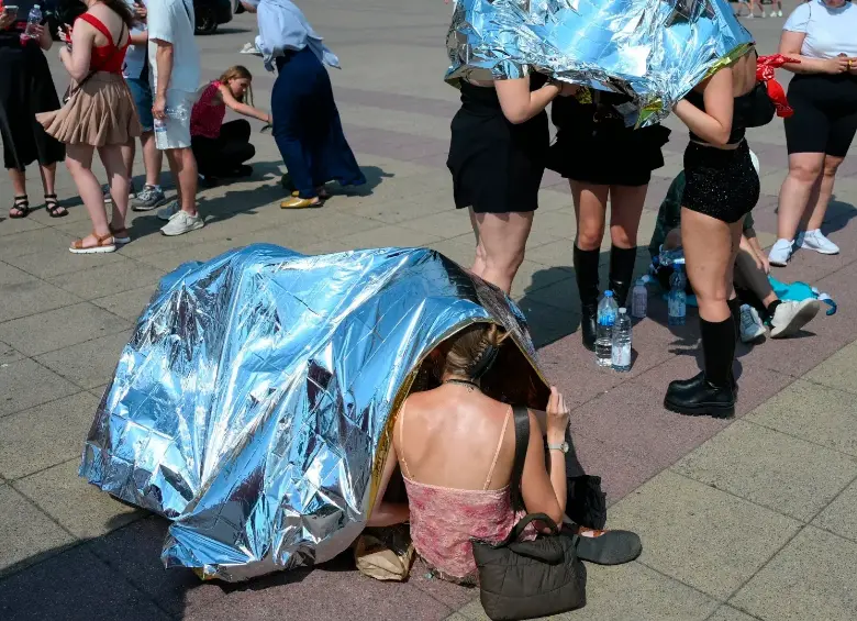 Las altas temperaturas han provocado alertas sanitarias y un aumento significativo de muertes en varios países europeos. FOTO: AFP