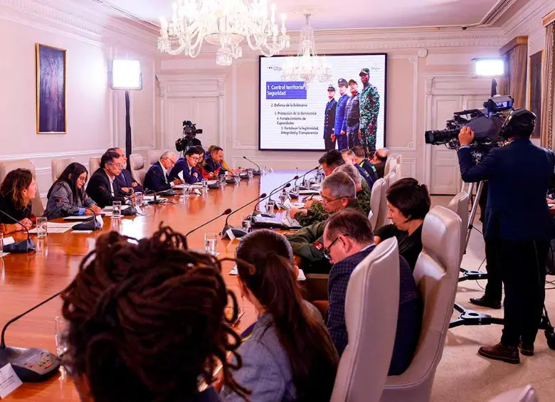 En el consejo de ministros, el presidente, Gustavo Petro, anunció que cambiará radicalmente la administración de los puertos. FOTO cortesía Presidencia de Colombia