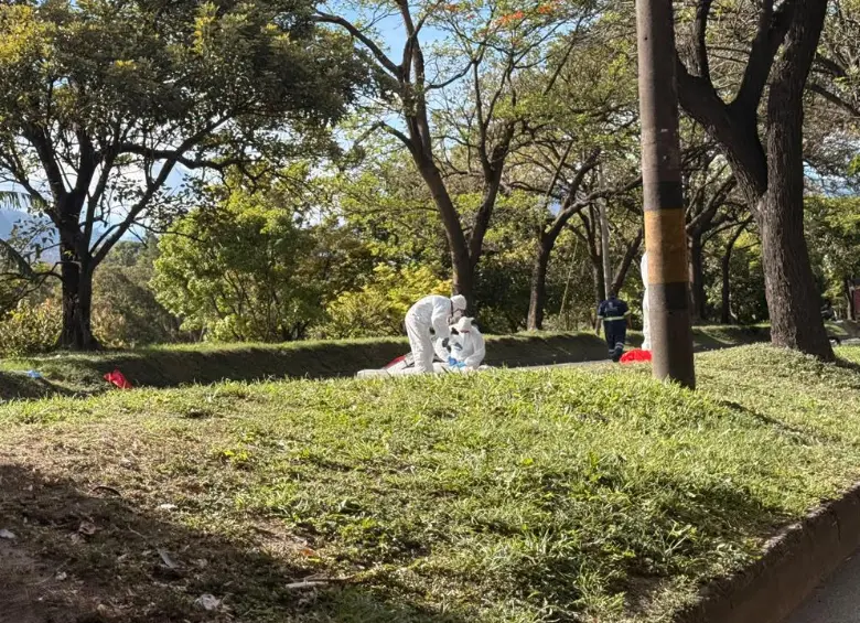 En este accidente, ocurrido en la avenida Regional, a la altura de La Minorista, falleció Luisa Fernanda Correa Flórez, de 26 años. FOTO: CORTESÍA