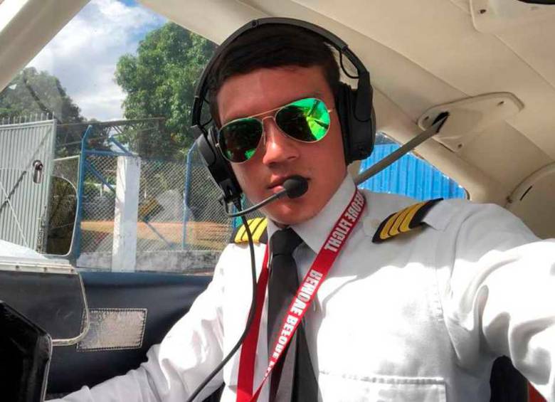 Cortés Núñez es piloto comercial y especialista en fumigación aérea agrícola. FOTO: CORTESÍA