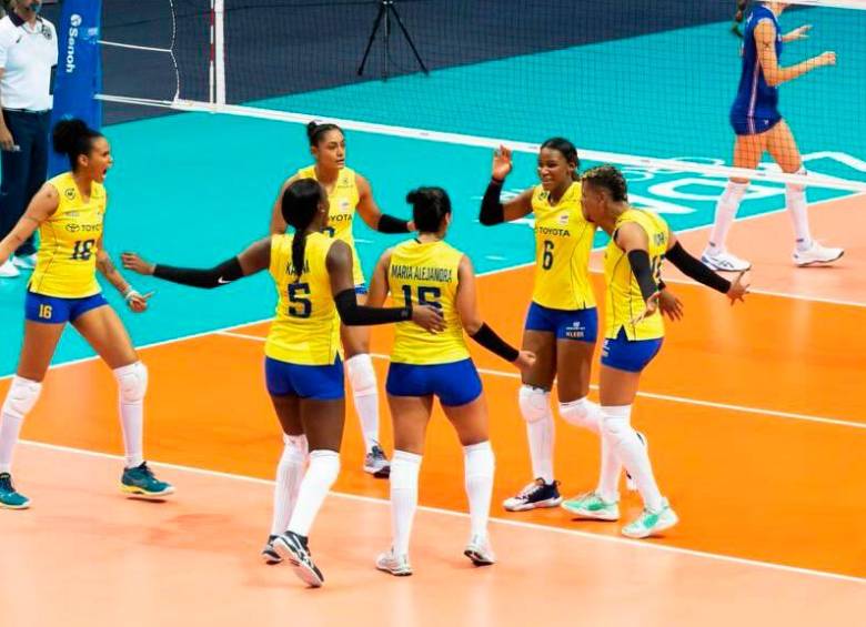 De ganar el torneo, el equipo colombiano podría obtener un cupo en la Volleyball Nations League. FOTO: TOMADA DEL TWITTER DE @OlimpicoCol