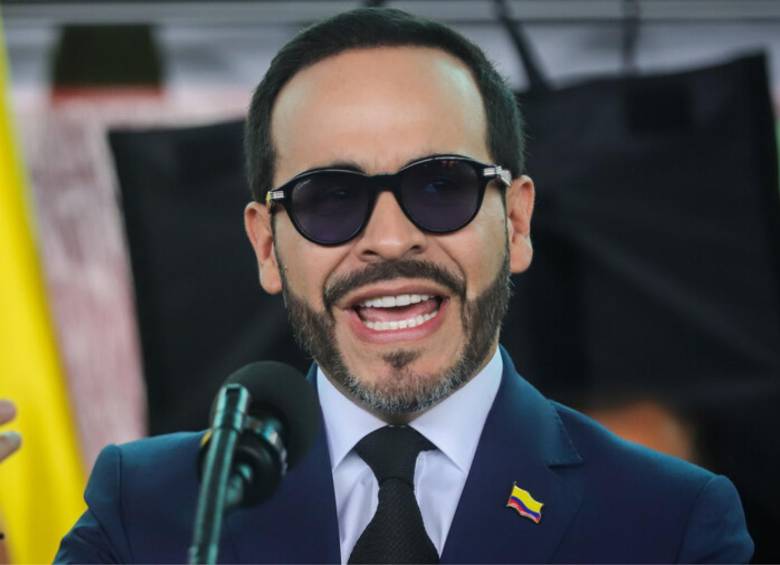 El presidente Abelardo de la Espriella y el ministro de Justicia, Iván Cancino, firmaron el decreto que modifica el reparto de las tutelas que involucran directamente al jefe de Estado.
