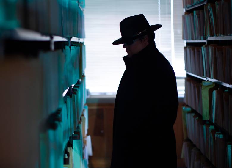 El Inspector llega con nuevas historias para el final de la tercera temporada de Revelaciones del Bajo Mundo. FOTO: EL COLOMBIANO.