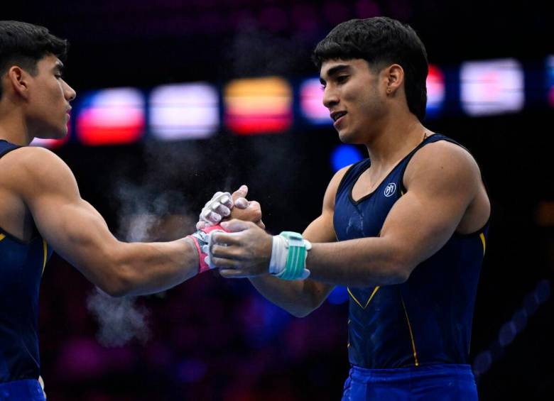 Ángel Barajas y Camilo Vera son las figuras de Colombia en el Mundial de Gimnasia de los Países Bajos. FOTO cortesía COC 