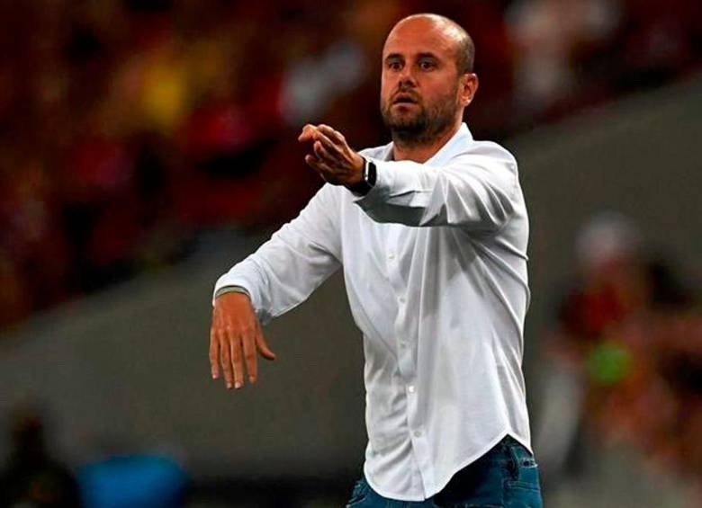 El técnico español Miguel Ángel Ramírez está entre los finalistas para dirigir a Atlético Nacional. FOTO AFP