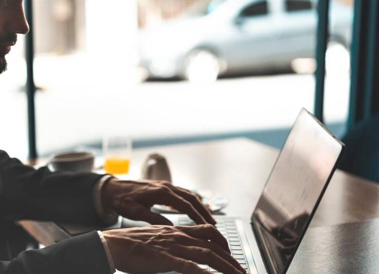 Expertos recomiendan fortalecer el perfil profesional y conectar con la cultura de las empresas. FOTO: Getty
