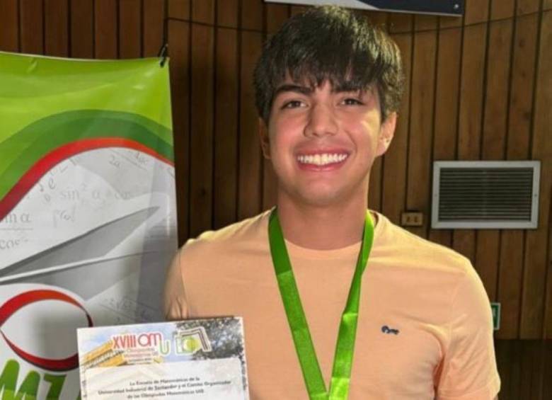 Matías Luengas Vergel obtuvo un puntaje de 500/500 en las pruebas Saber 11 del calendario A 2026. Foto: @ABDELAESPRIELLA