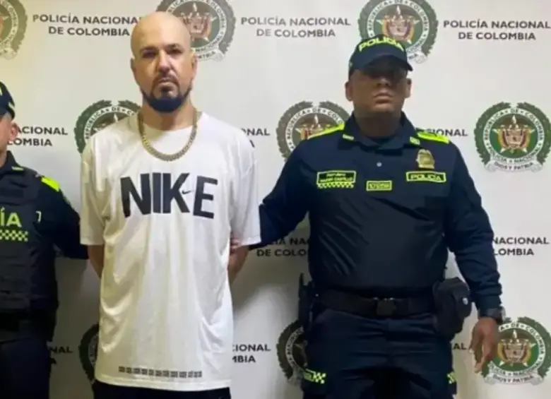 Las autoridades aseguran que el hombre hacía parte de una red que vendía los opioides a través de la dark web. FOTO: CORTESÍA