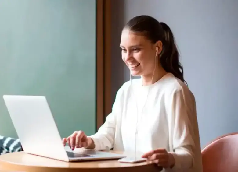La plataforma digital Magneto ofrece más de 100.000 oportunidades de empleo en diferentes ciudades y sectores del país. FOTO: GETTY