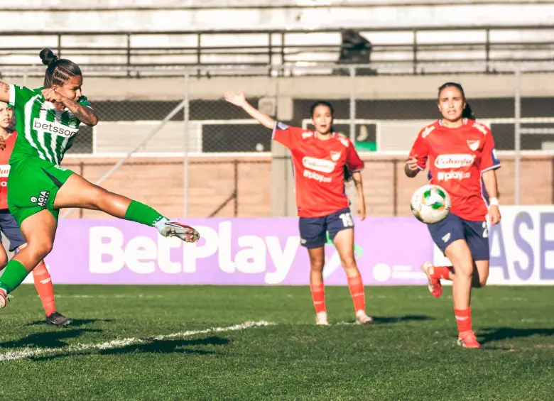 Nacional reaccionó a tiempo para darle vuelta al marcador y ganar el clásico paisa. FOTO X-NACIONAL