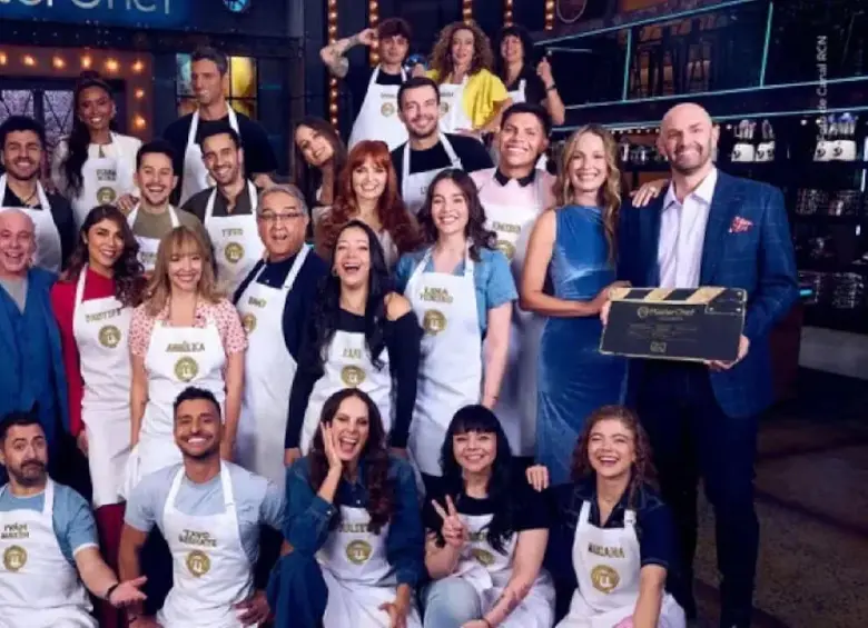 24 famosos están compitiendo en la octava temporada de MasterChef Celebrity 2026. FOTO: Cortesía Canal RCN.